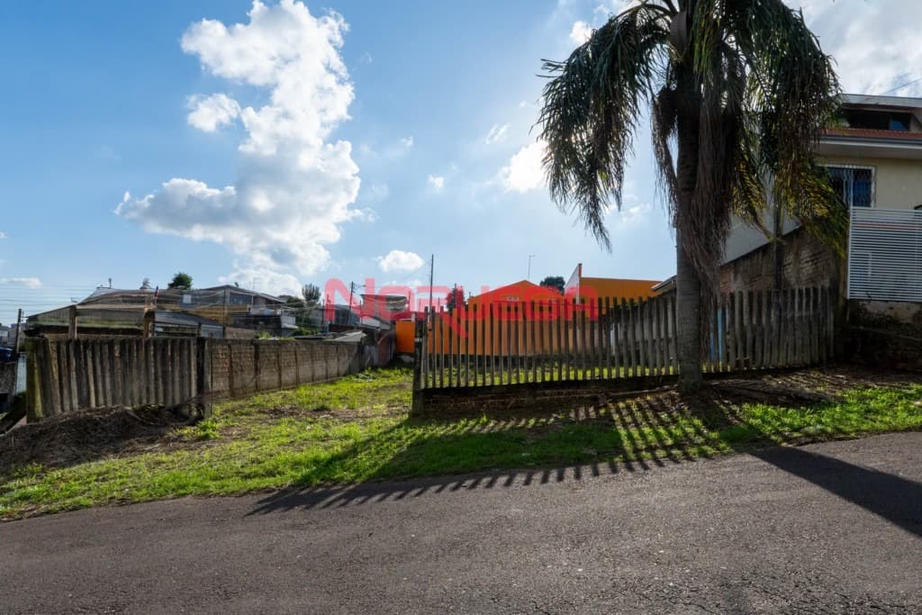 Terreno à venda: 504m² no Pinheirinho, Curitiba-PR! Aproveite essa oportunidade única!